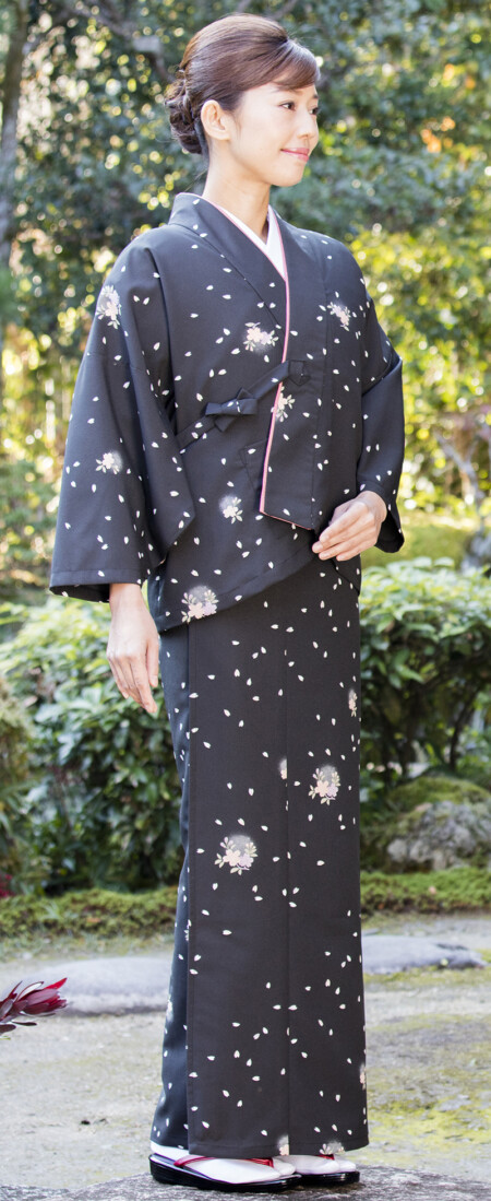 【NEW】 Dタイプ二部式着物・蛍桜・黒