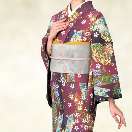 単衣着物　扇矢絣四季花小紋・赤茶